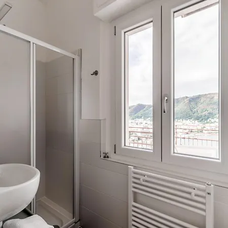 Appartement In The Sky - 150 Steps, By Myhomeincomo *